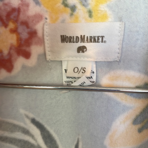 WORLD MARKET FLORAL VELOUR ROBE ONE SIZE - Picture 3 of 7